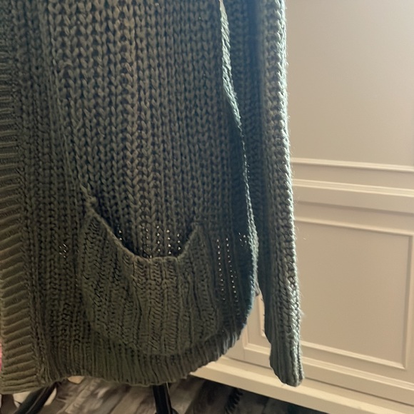 Open front knitted cardigan in olive green - Picture 4 of 6